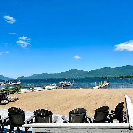 Waters Edge Lodge